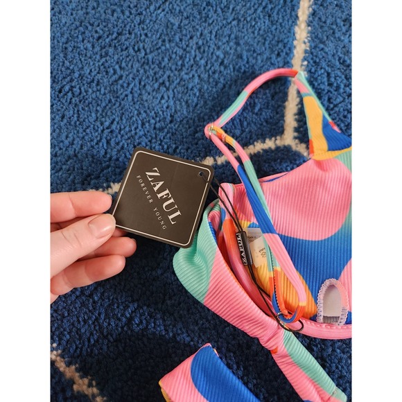 NWT Zaful Women's Retro Inspired Bikini Set S/M - Picture 4 of 5